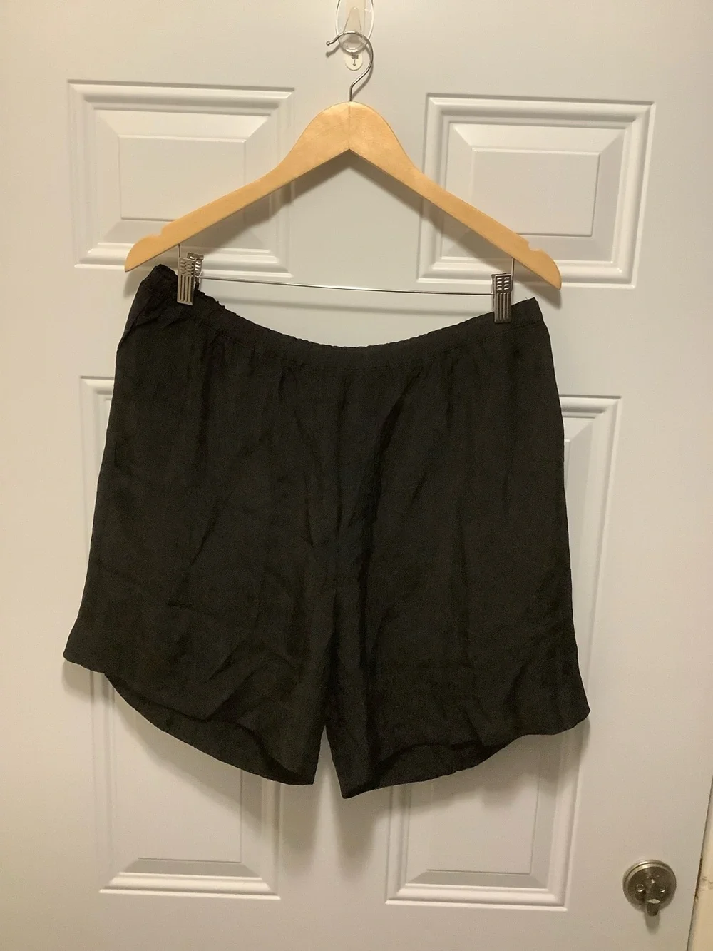 J. CREW Stratus Short Textured Satin M Elevated Casual Chic Side Pockets